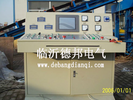 PLC、觸摸屏控制系統(tǒng)214